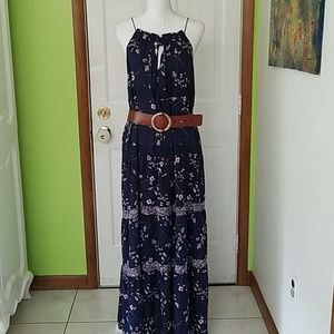 Beautiful Blue flowers maxi dress